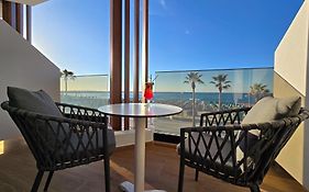 Theo Beach Hotel Apartments